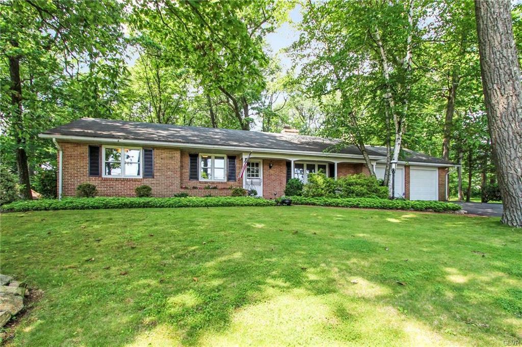 Property Photo:  1626 Hickory Lane  PA 18106 