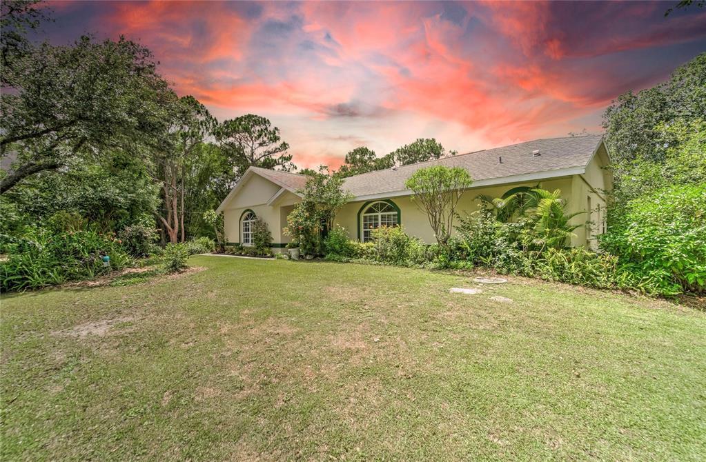 Property Photo:  3111 Arrowsmith Road  FL 33598 