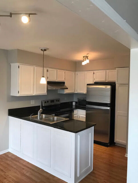 Property Photo:  1512 Georgia Court E  IL 60540 