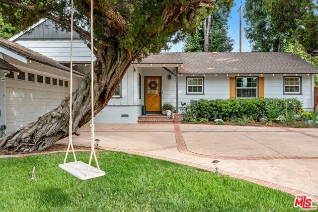 Property Photo:  23222 Ostronic Drive  CA 91367 