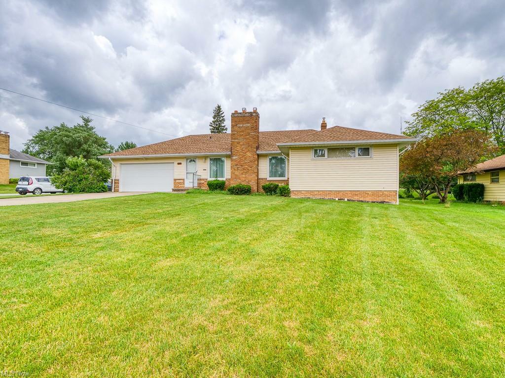 Property Photo: 7540 Hoertz Road OH 44134