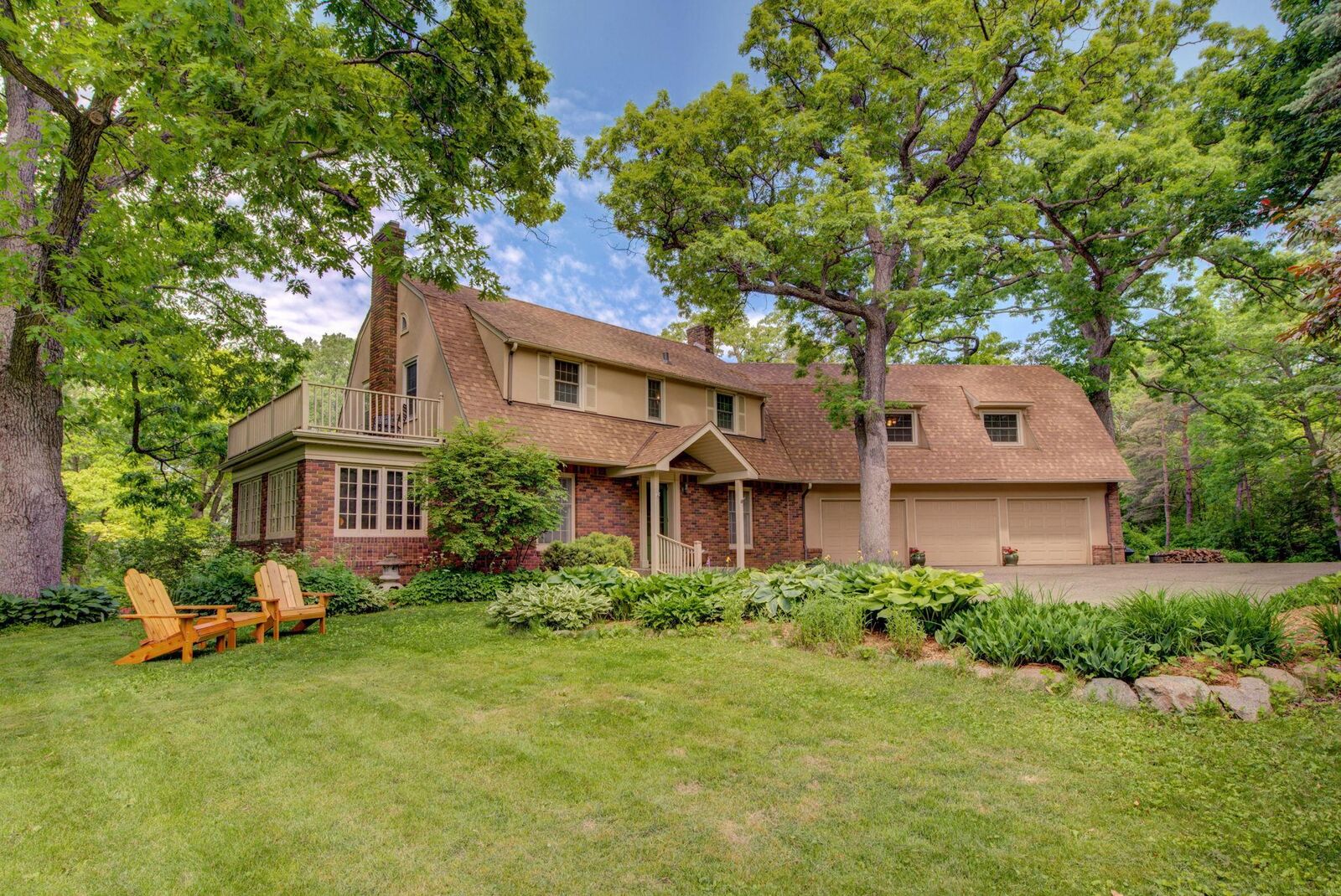 Property Photo:  3916 Merriam Road  MN 55305 