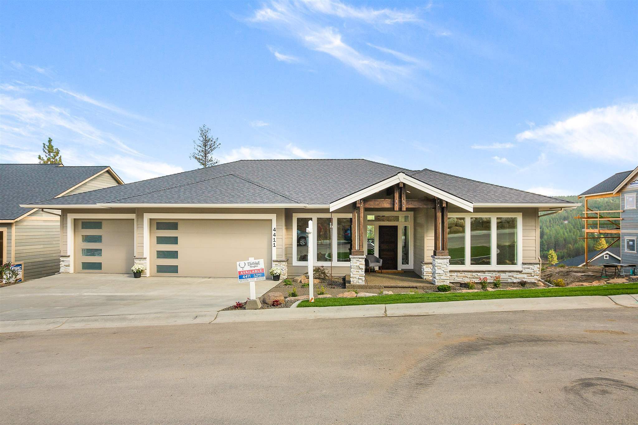 Property Photo: 4411 S Crows Nest Ln WA 99206