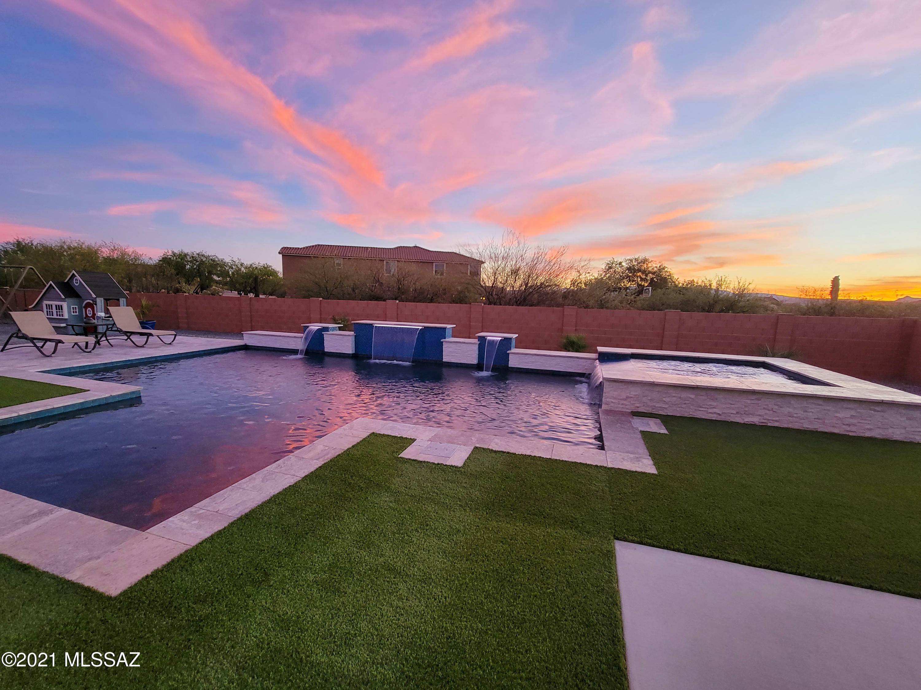 Property Photo: 17796 S Powder River Trail AZ 85629