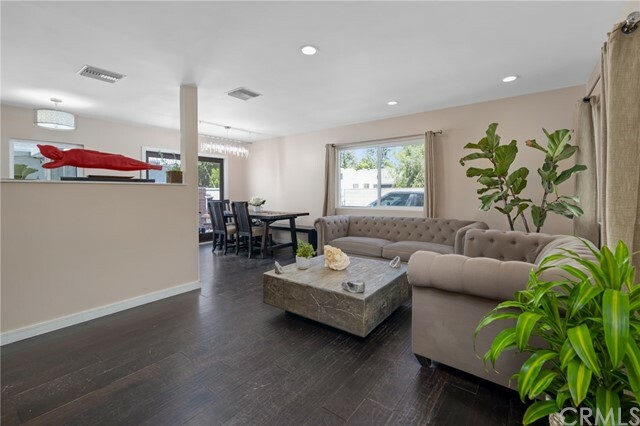 Property Photo:  53 W 7th Street  CA 91786 