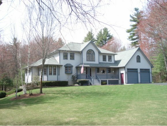 Property Photo:  46 Hansom Drive  NH 03054 