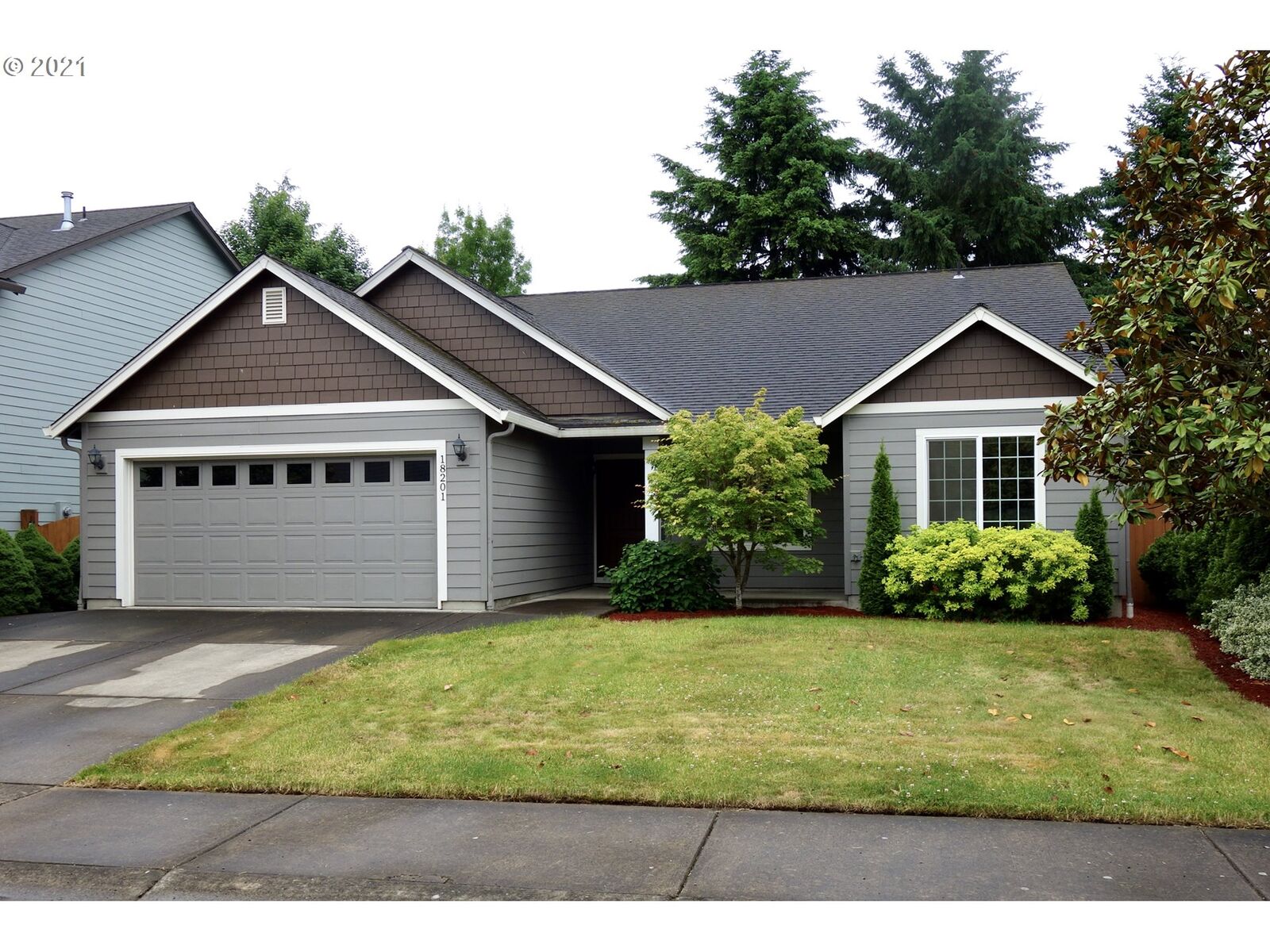 Property Photo:  18201 NE 20th St  WA 98684 