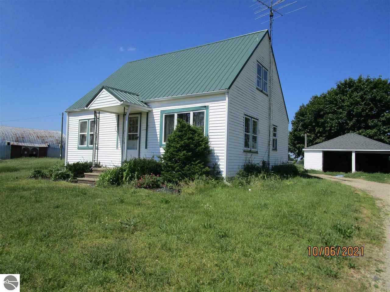 Property Photo:  10573 S Gilmore Road  MI 49310 