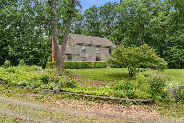 Property Photo:  42 Osprey Cove  NH 03840 