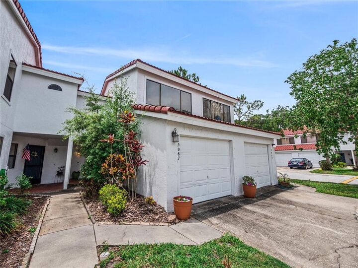Property Photo:  5067 Ernst Court 8  FL 32819 
