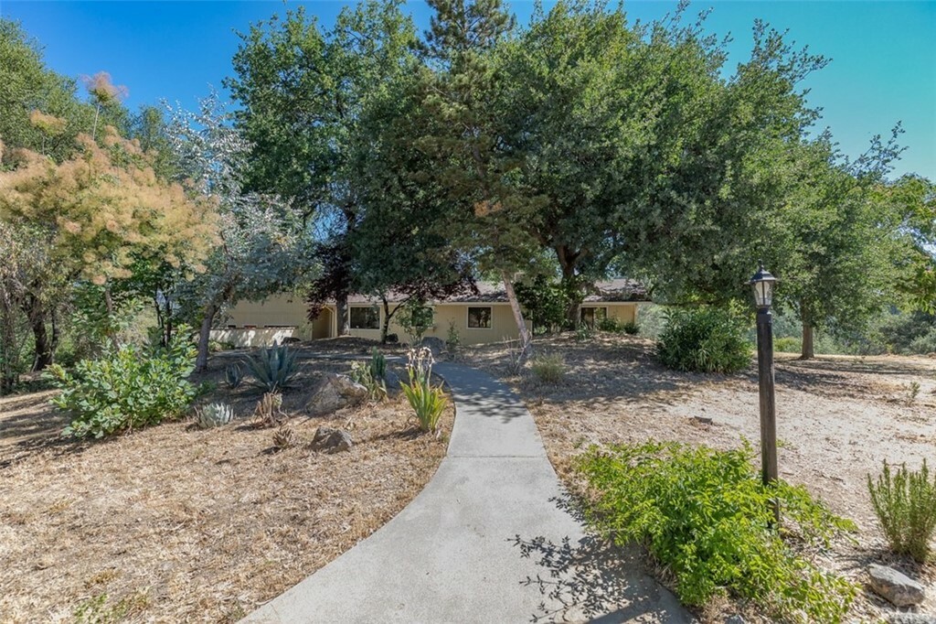 Property Photo:  5090 Darrah Road  CA 95338 