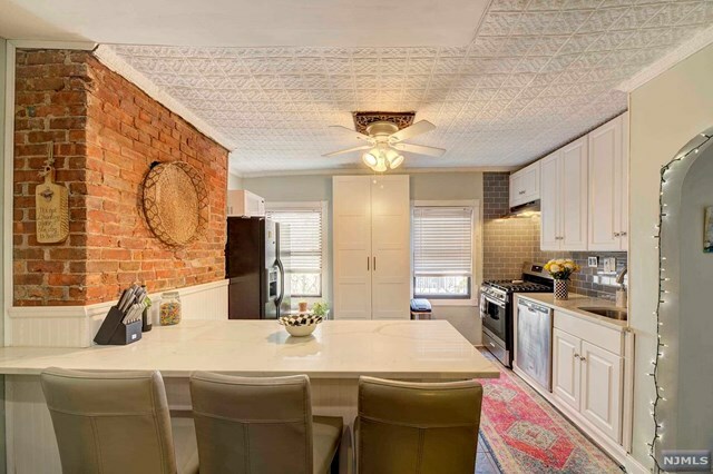 Property Photo: 358 6th Street 3L NJ 07030