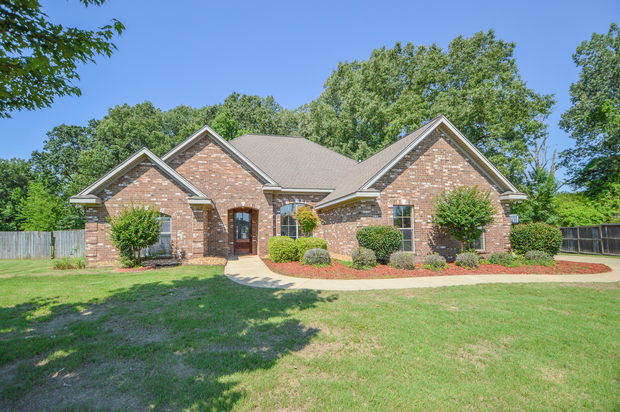 109 Lydia Lane  Starkville MS 39759 photo