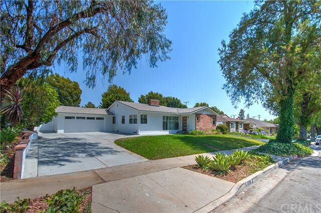 Property Photo:  8118 Ocean View Avenue  CA 90602 