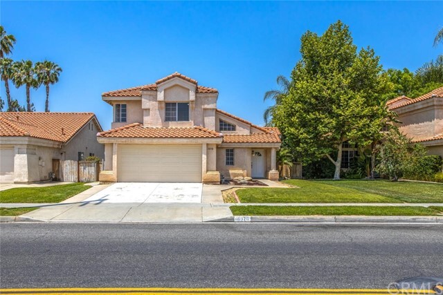 Property Photo: 10370 Agate Avenue CA 92359