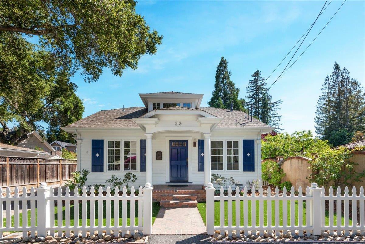 Property Photo:  22 Charles Street  CA 95032 