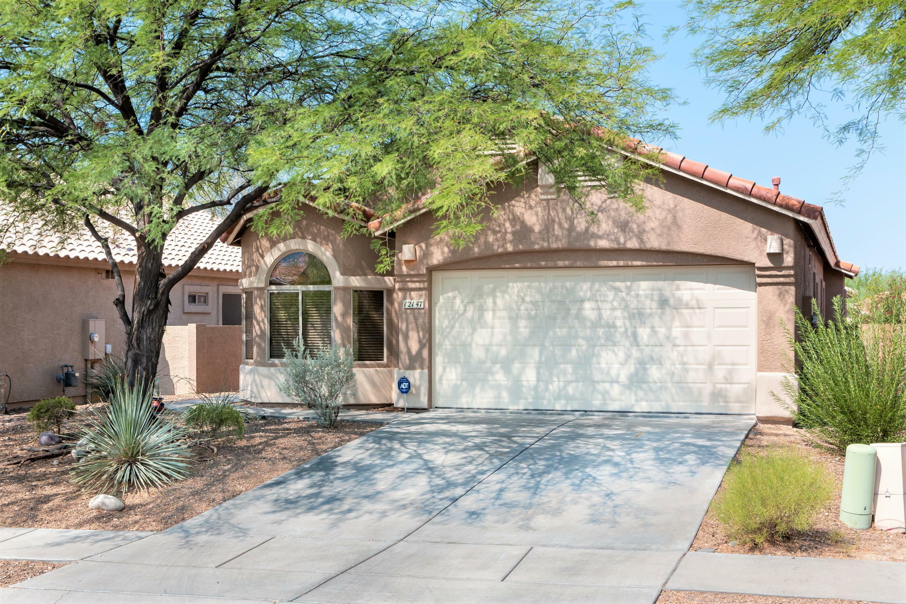 Property Photo:  12147 N Jarren Canyon Way  AZ 85755 