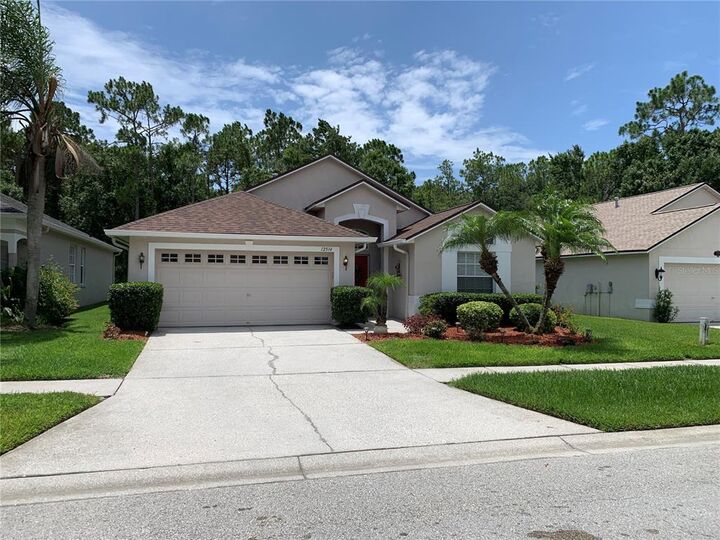Property Photo: 12514 Blazing Star Drive FL 33626