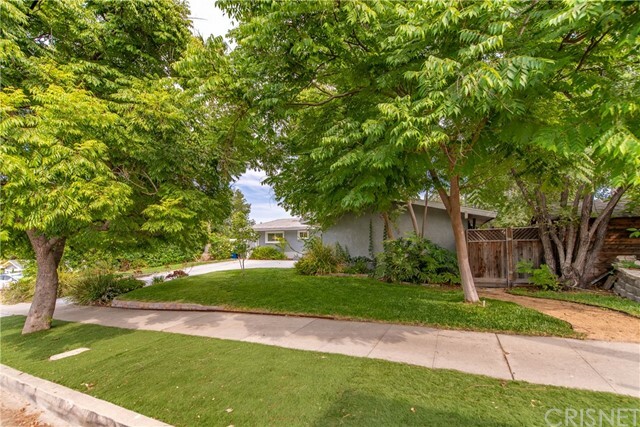 Property Photo:  20314 Clark Street  CA 91367 