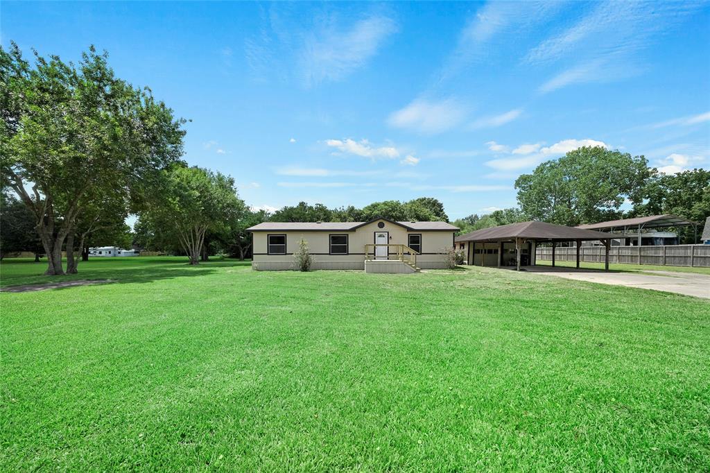 Property Photo: 2431 W Dumble Street TX 77511