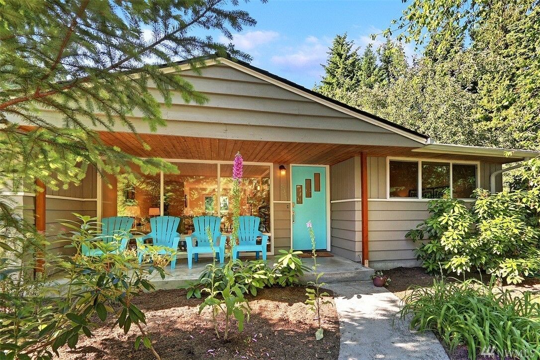 Property Photo:  5311 201st Place SW  WA 98036 