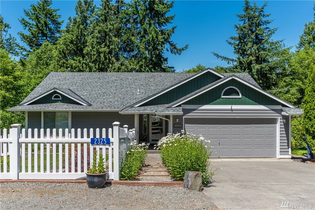 Property Photo:  2325 Crosby Dr  WA 98274 