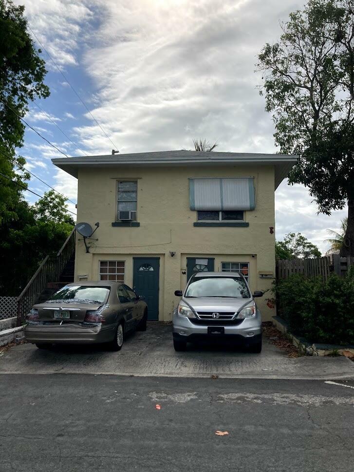 Property Photo:  1508 Division Avenue 2  FL 33401 