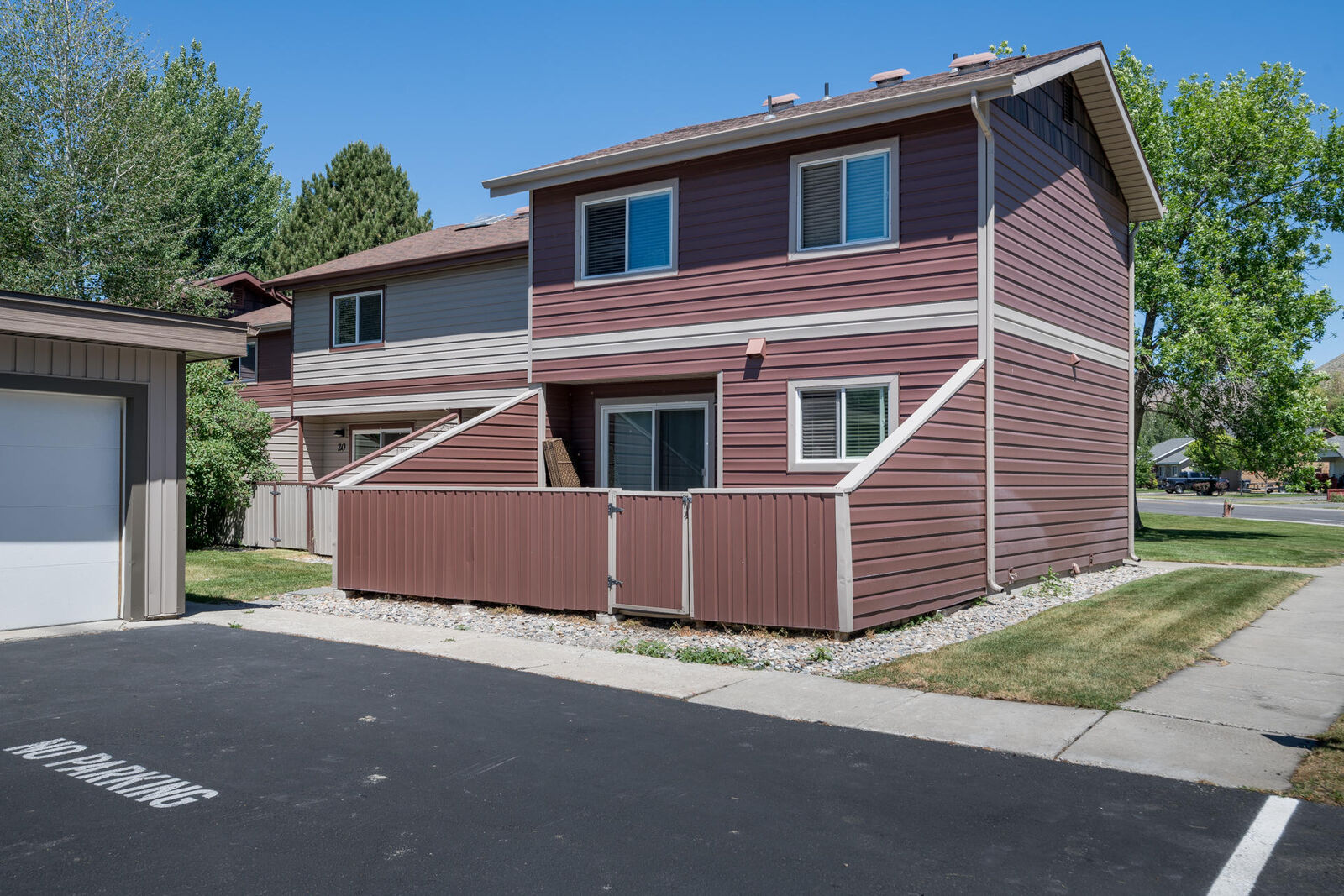 Property Photo:  850 Shenandoah Dr 18  ID 83333 