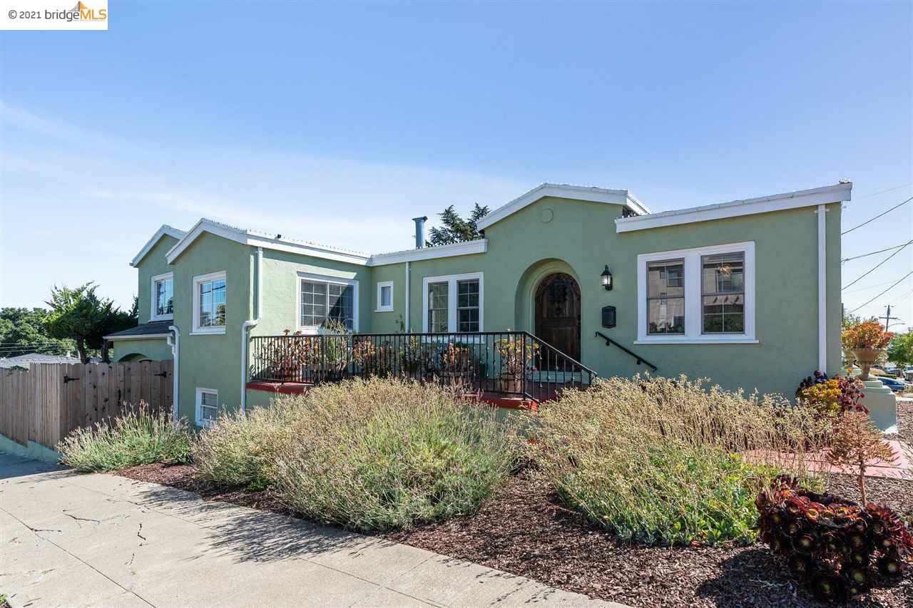 Property Photo:  2568 Maxwell Ave.  CA 94601 
