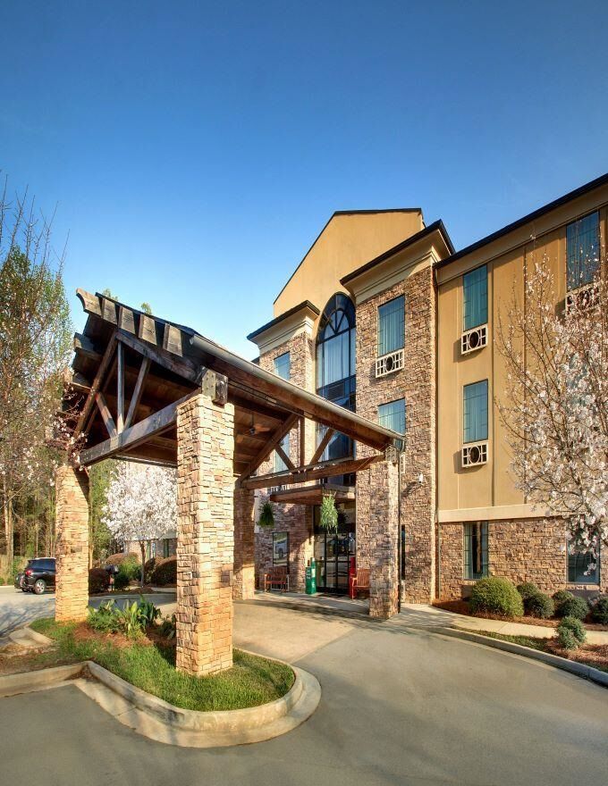 Property Photo: 930 Unit 225 Lake Oconee Parkway GA 31024
