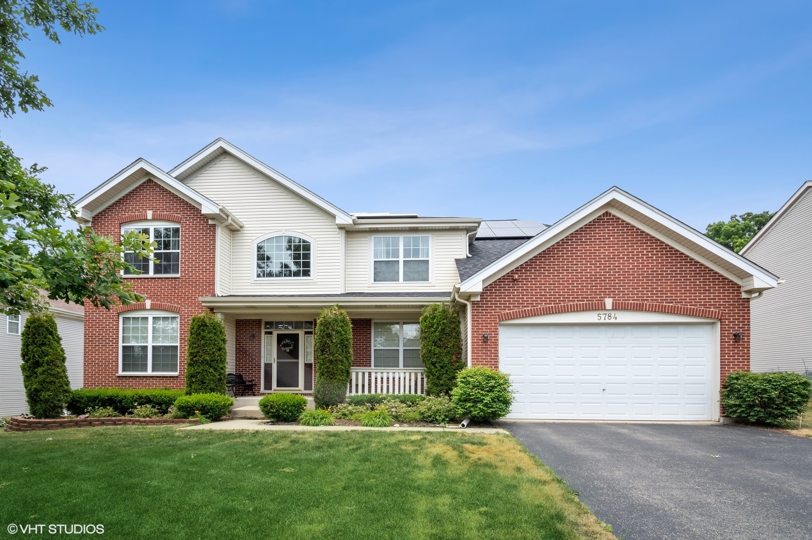 Property Photo: 5784 Red Oak Drive IL 60192