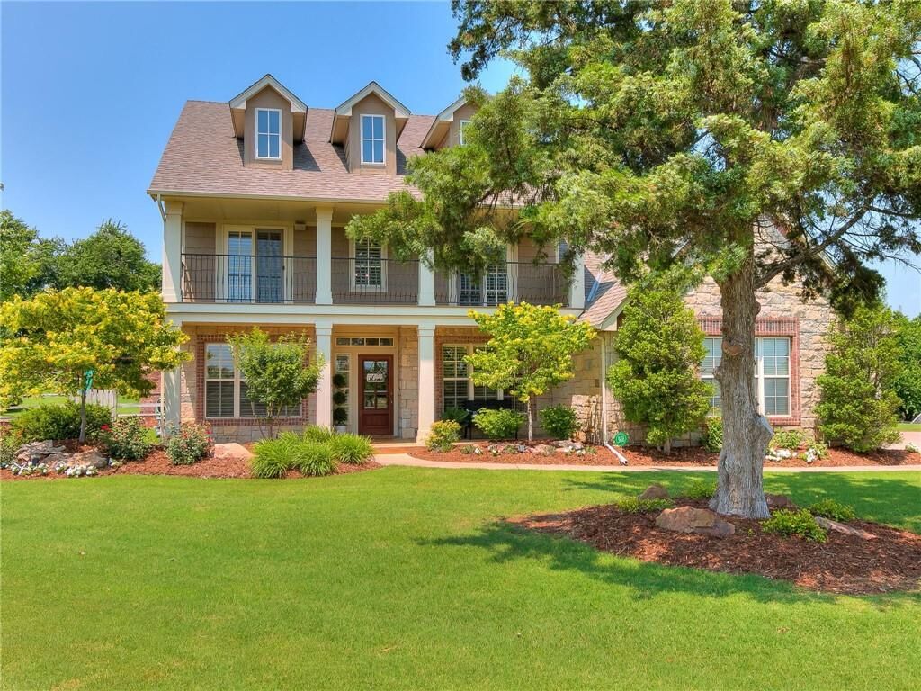 Property Photo: 4009 Hickory Creek Lane OK 73034