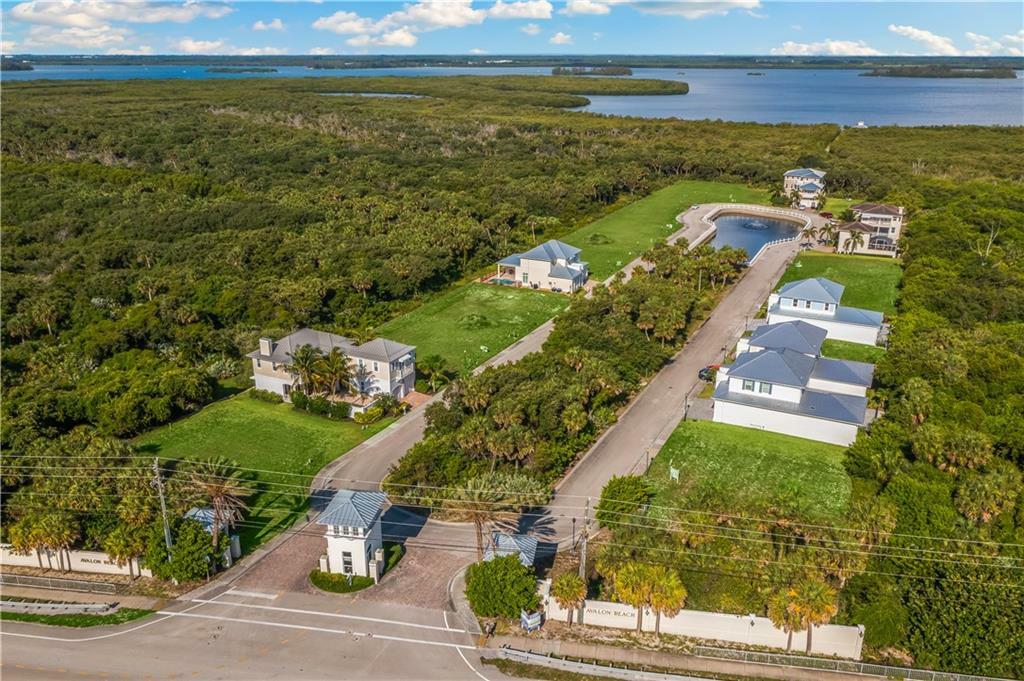 Property Photo:  104 Ocean Estates Drive  FL 34994 