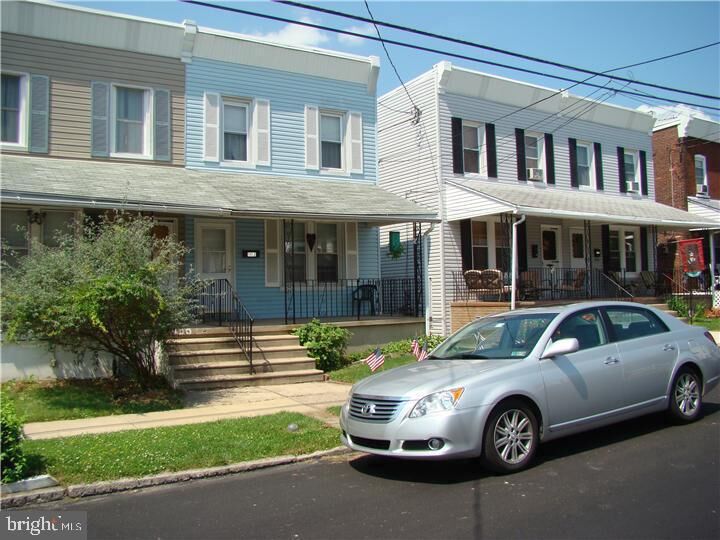 Property Photo: 1102 Leiper Street PA 19022