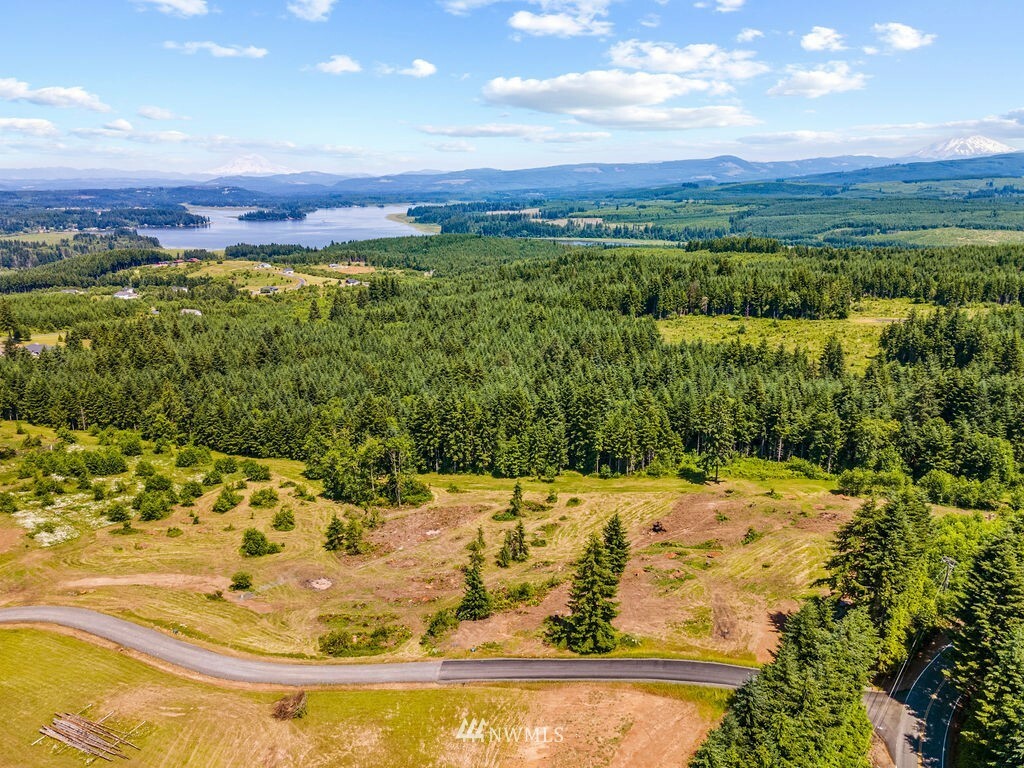 Property Photo:  118 Bullhead Drive  WA 98611 