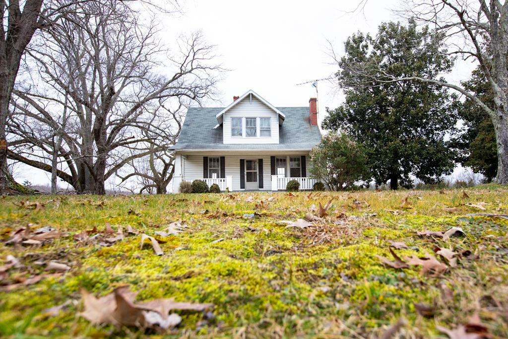 Property Photo:  4012 Farmville Rd  VA 23901 