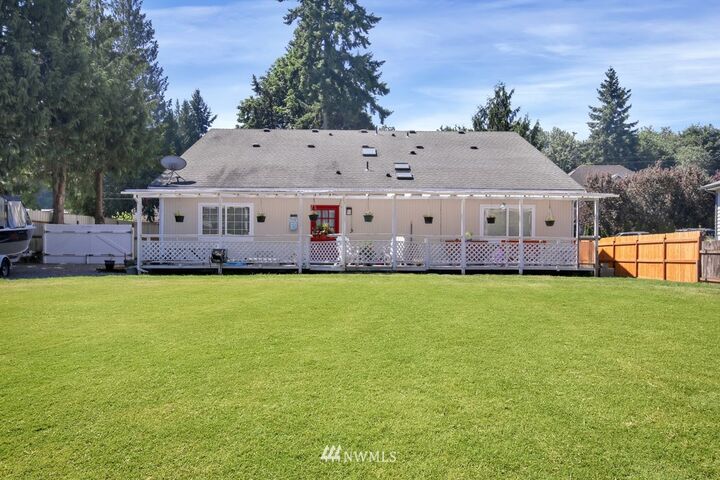 Property Photo: 5674 S 307th Street WA 98001