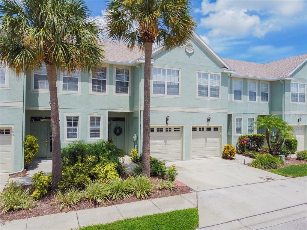 Property Photo:  506 Black Lion Drive NE  FL 33716 