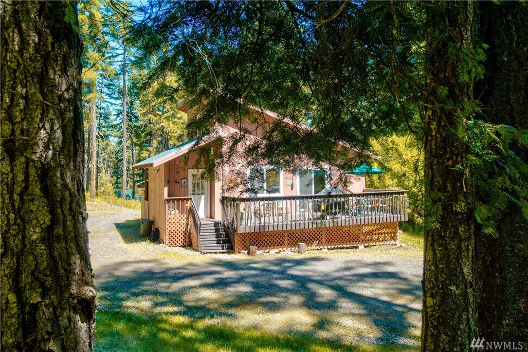 Property Photo: 370 Fawn Rd WA 98922