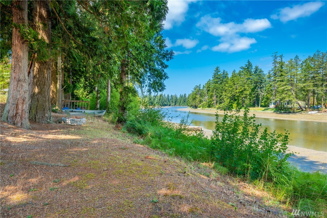 Property Photo:  4512 California Trail Rd  WA 98230 