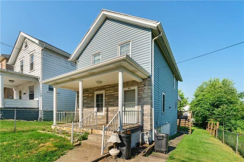 Property Photo:  921 Leeds Ave  PA 15062 