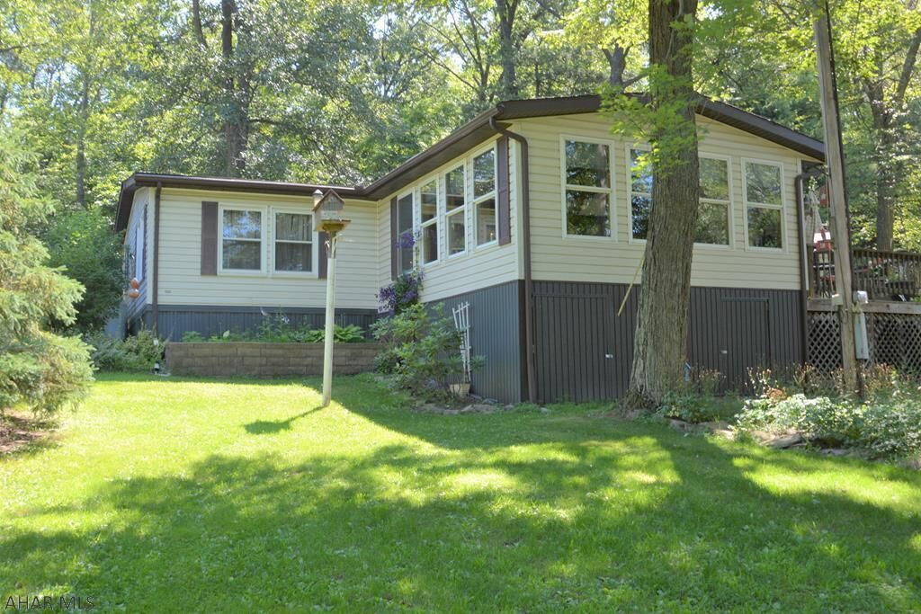 Property Photo: 1278 Lincoln Highway PA 15536