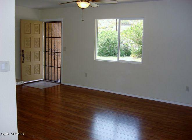 Property Photo:  715 E Cochise Drive  AZ 85020 