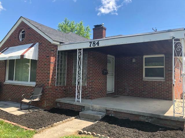 Property Photo: 784 S Harris Avenue OH 43204