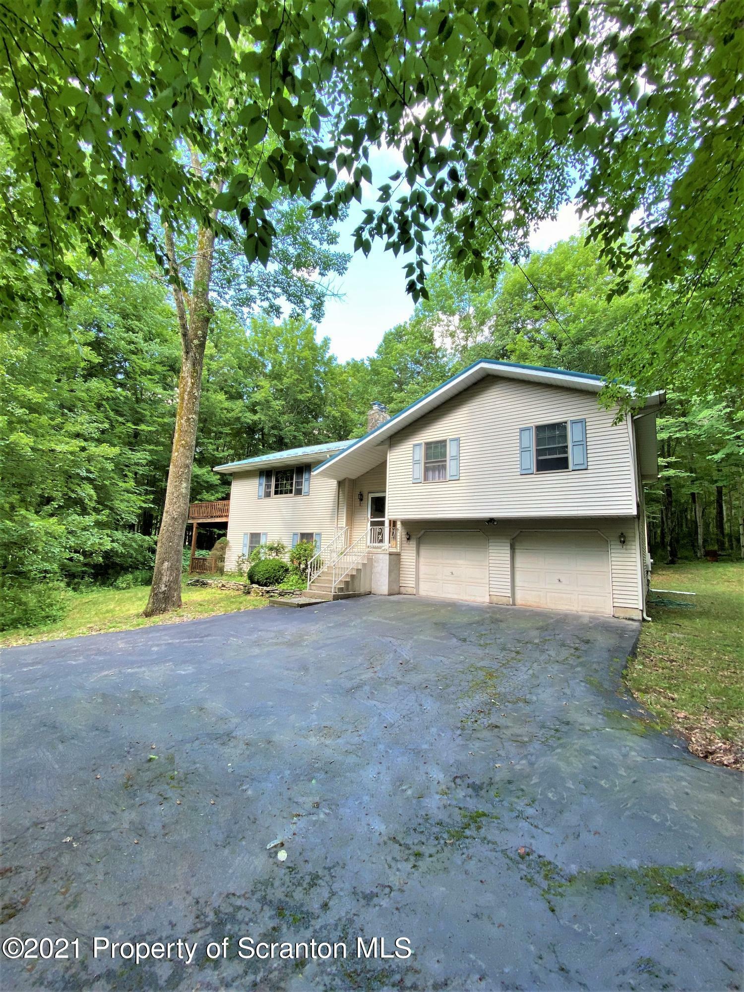 Property Photo:  76 Cross Road  PA 18472 