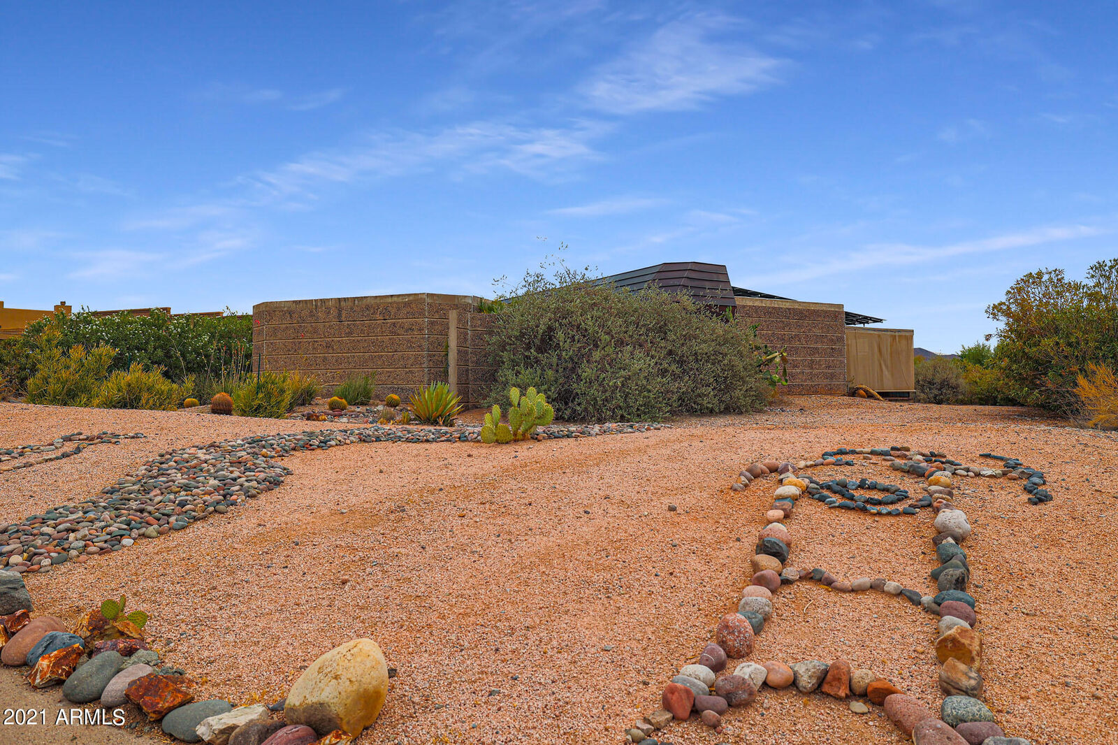 Property Photo: 16811 E Hawk Drive 2 AZ 85268