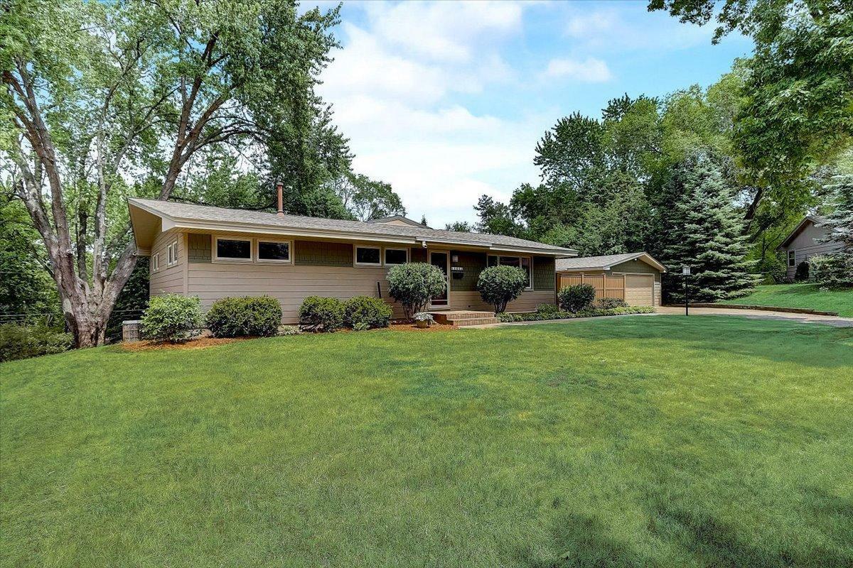 Property Photo:  11413 Johnson Circle  MN 55437 