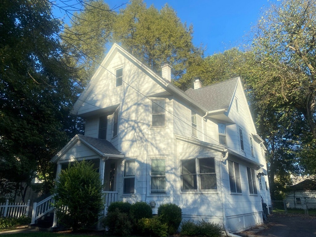28 Laurel Avenue  Binghamton NY 13905 photo