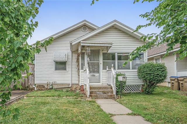 Property Photo:  1205 E 24th Avenue  MO 64116 