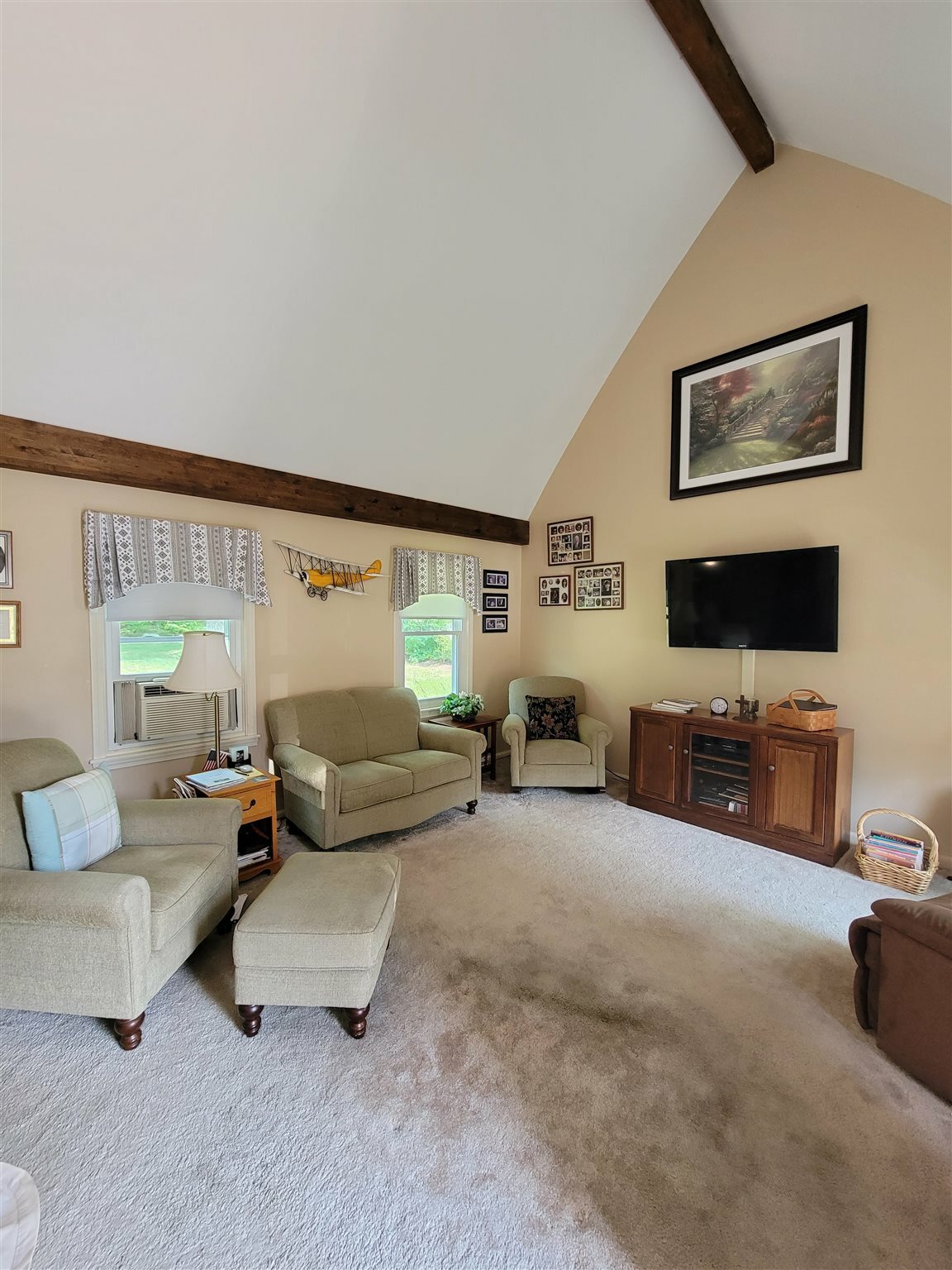 Property Photo:  17 Westridge Drive  NH 03458 